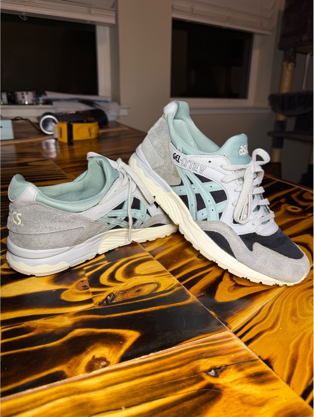 ASICS Tiger Gel-Lyte V Men's Sneakers Size 10 Gray Mint